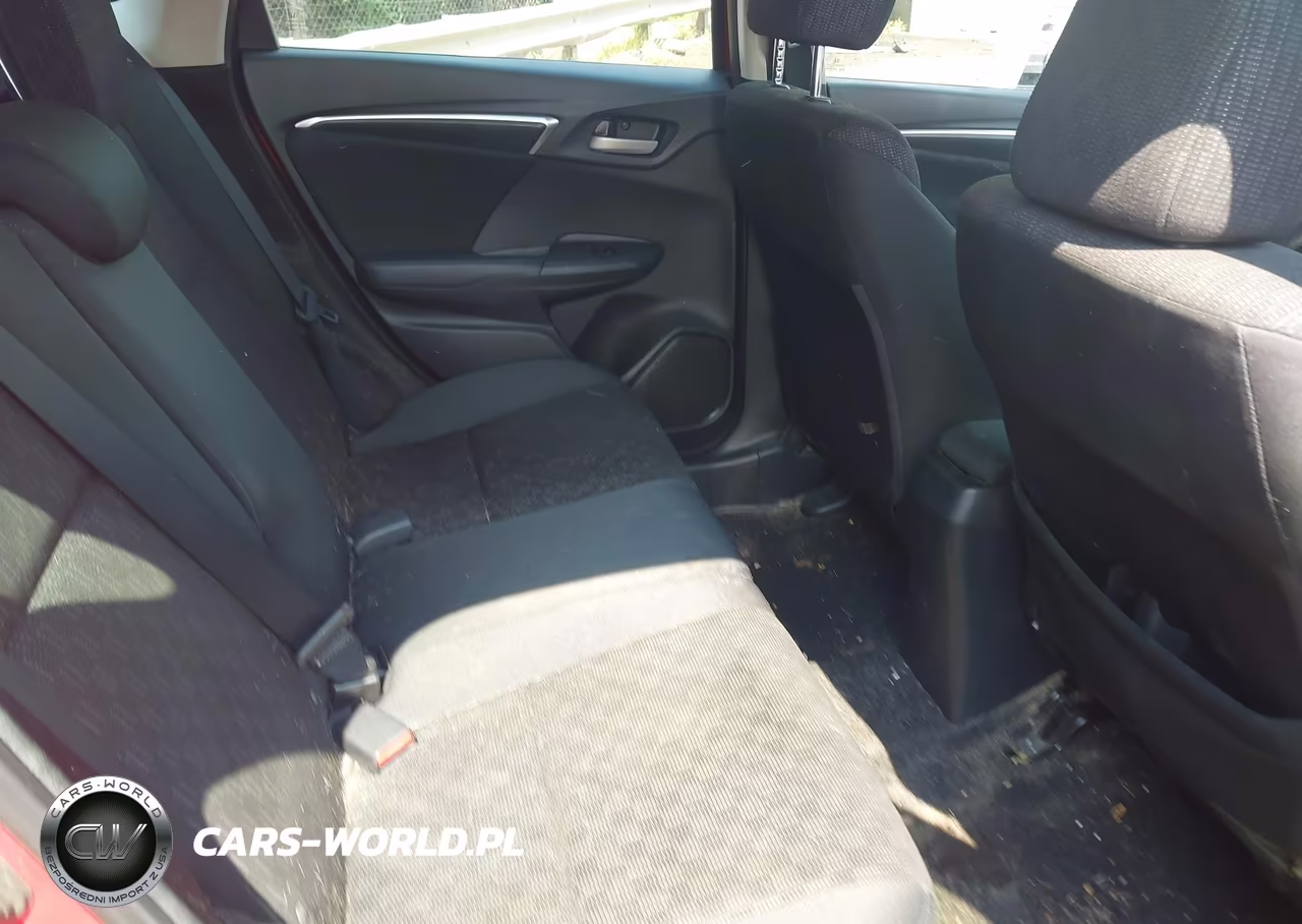 2015 Honda Fit Lx VIN:3HGGK5H5XFM758134 - 8