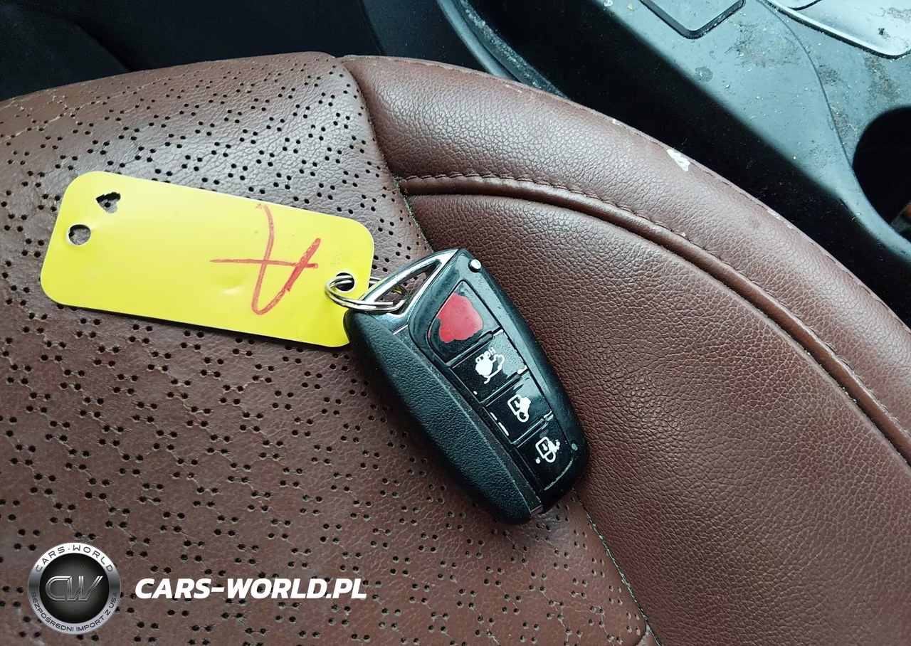2013 Hyundai Santa Fe Sport 2.0T VIN:5XYZU3LAXDG038790 - 11