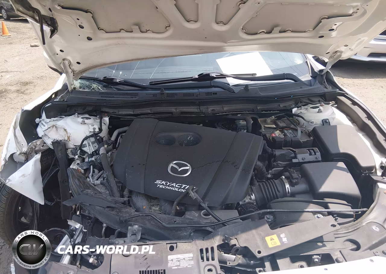 2018 Mazda Mazda3 Touring VIN:3MZBN1L36JM168517 - 10