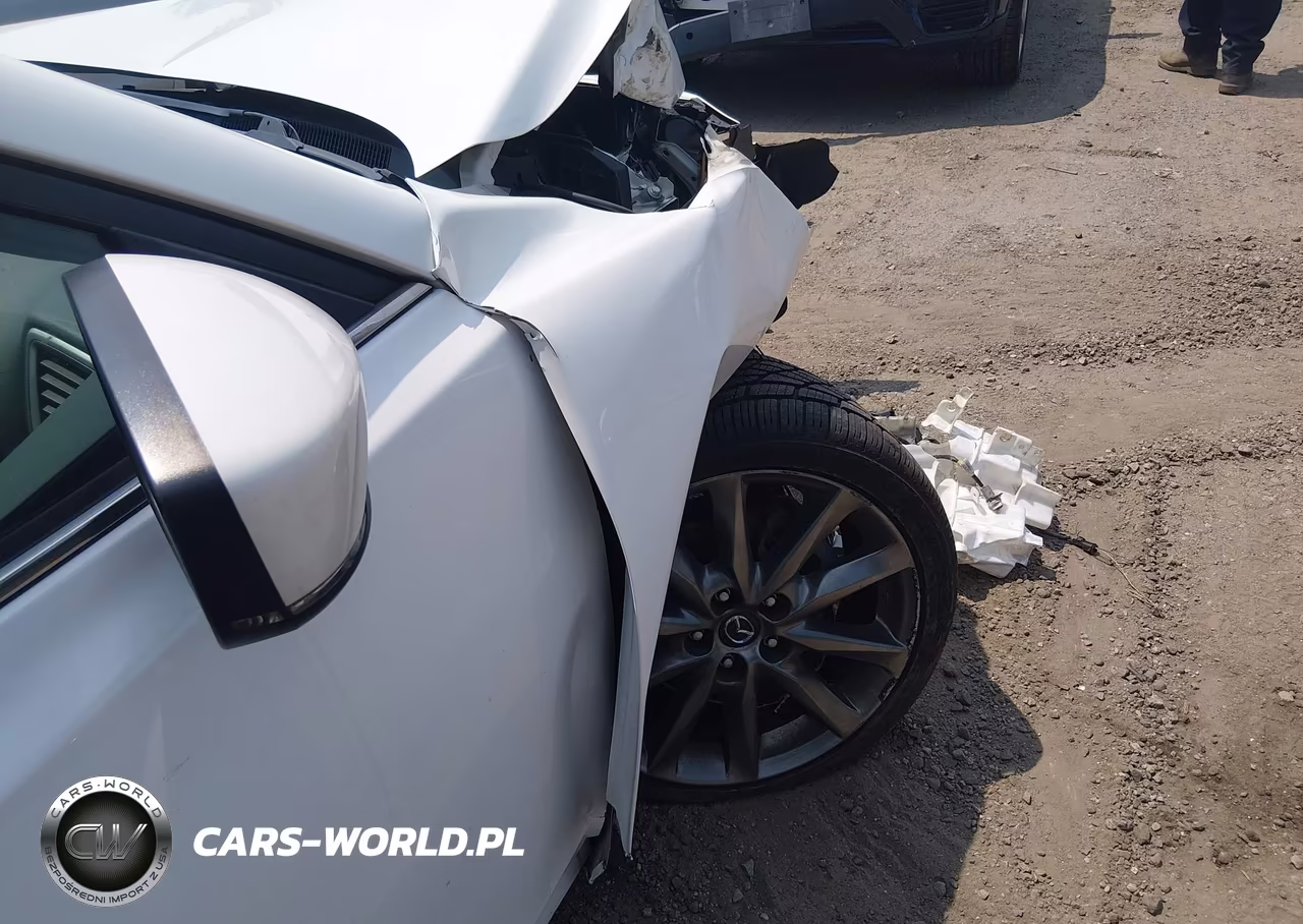 2018 Mazda Mazda3 Touring VIN:3MZBN1L36JM168517 - 17