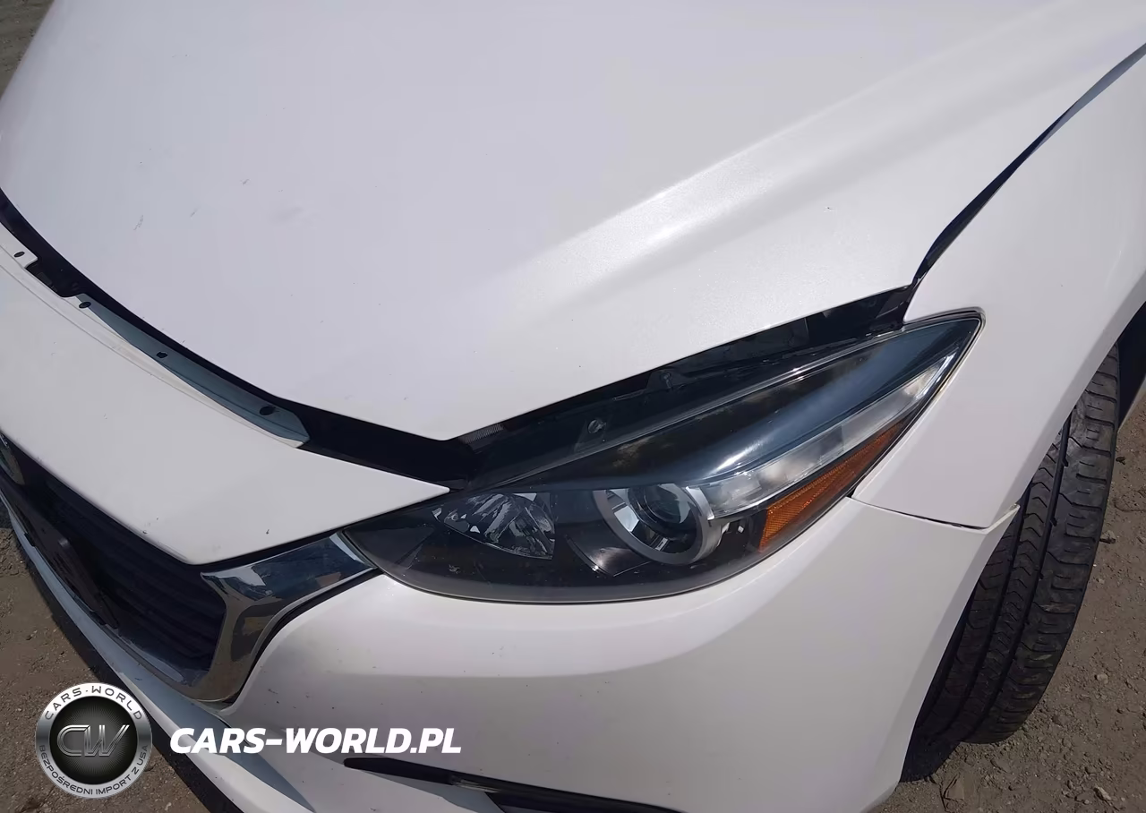 2018 Mazda Mazda3 Touring VIN:3MZBN1L36JM168517 - 19