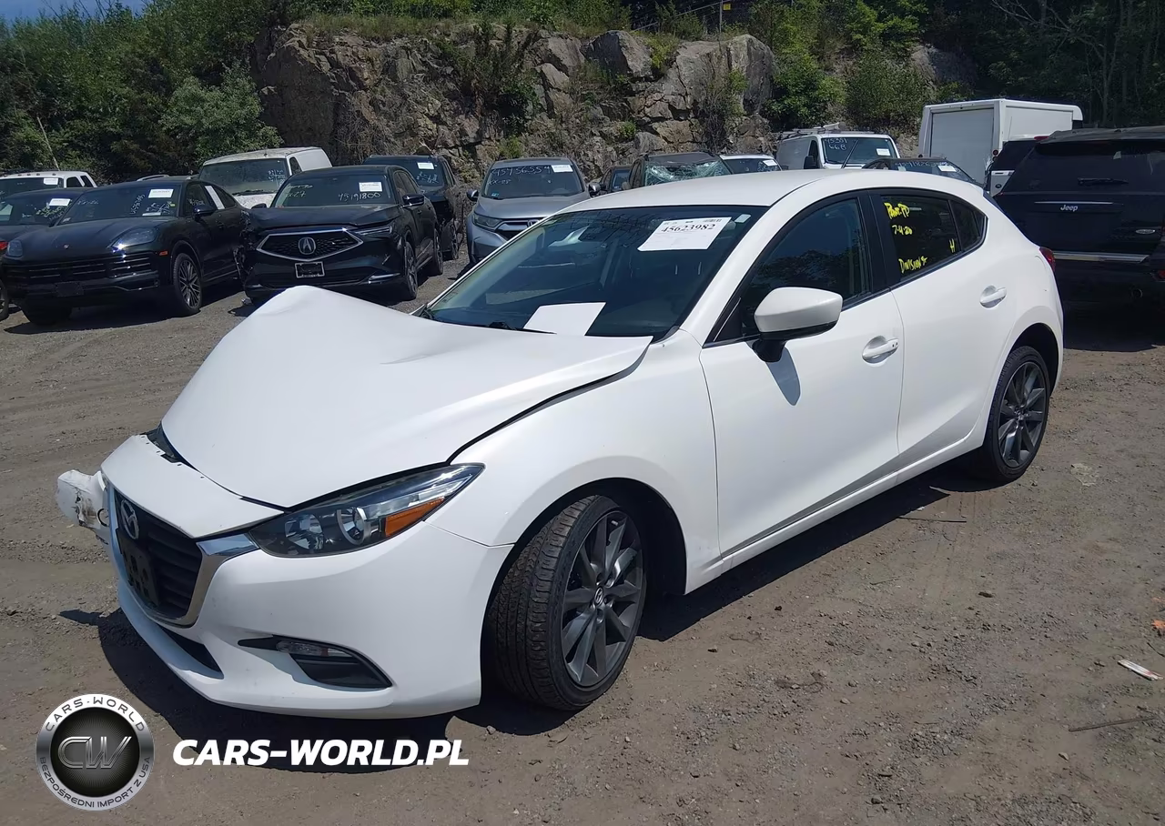 2018 Mazda Mazda3 Touring VIN:3MZBN1L36JM168517 - 2