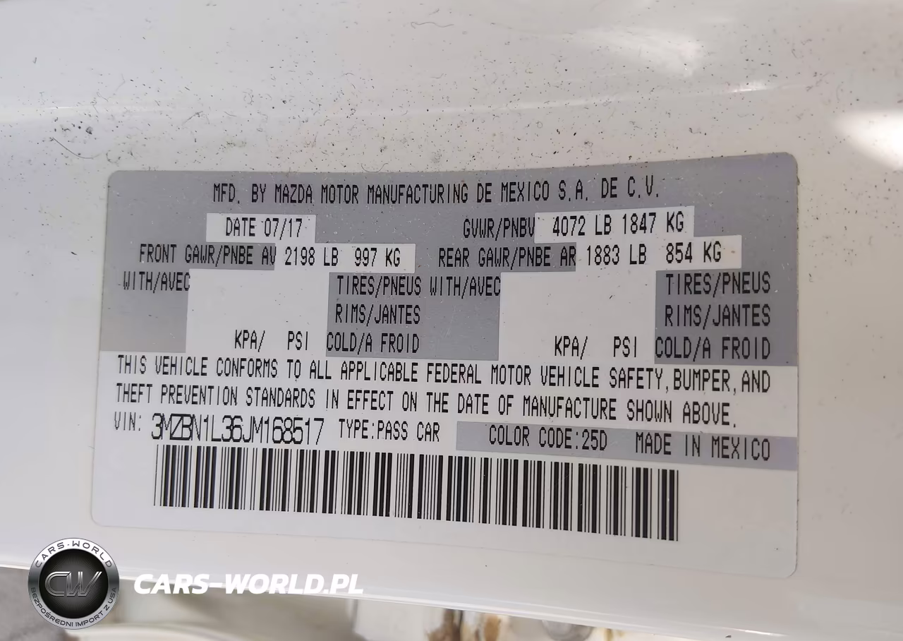 2018 Mazda Mazda3 Touring VIN:3MZBN1L36JM168517 - 9