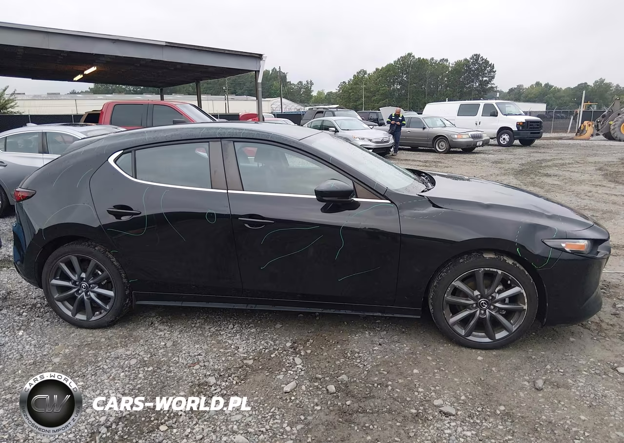 2021 Mazda Mazda3 Select VIN:JM1BPAKL3M1349042 - 13