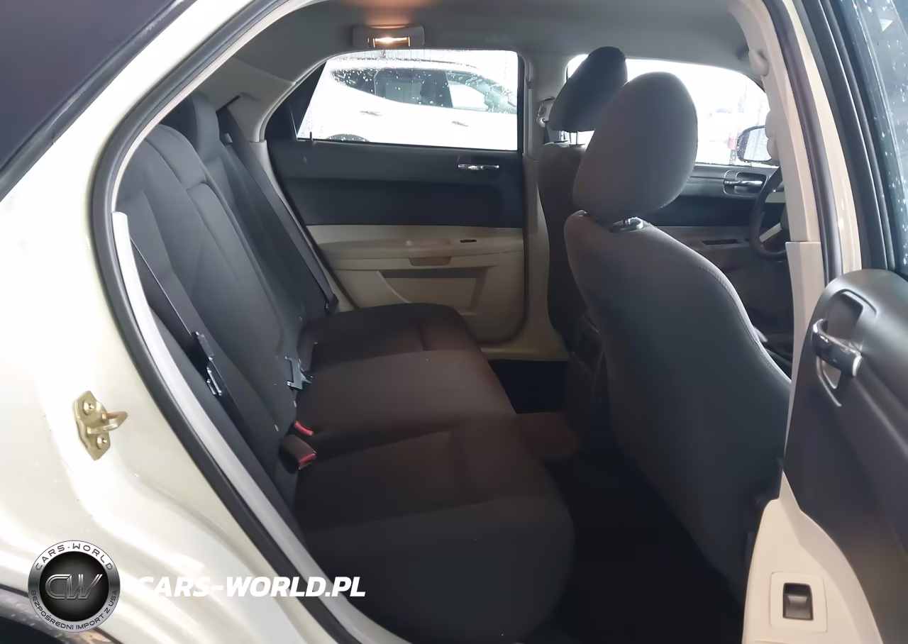 2005 Chrysler 300 VIN:2C3JA43R95H143412 - 8