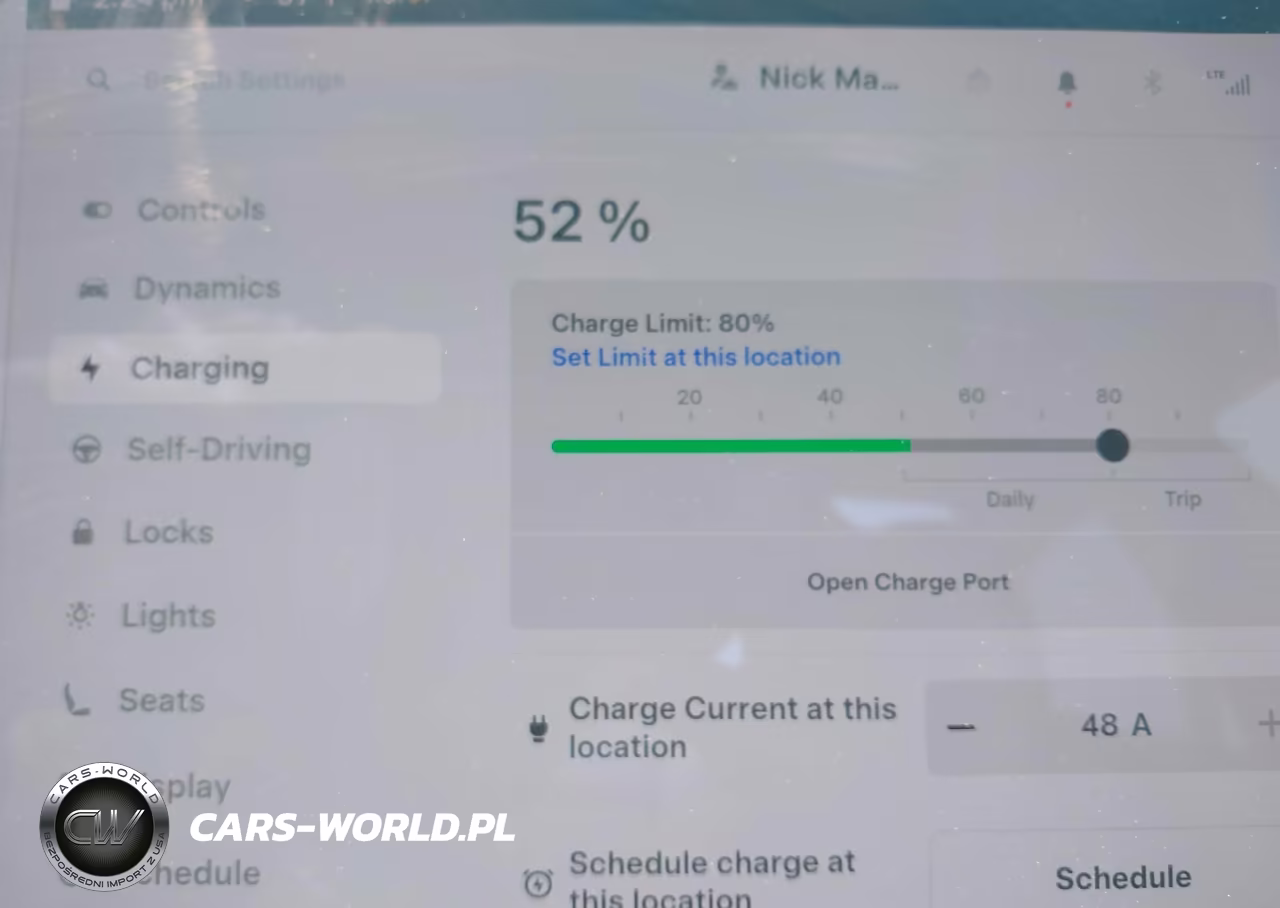 2018 Tesla Model 3 Long Range-Mid Range VIN:5YJ3E1EA5JF060865 - 18