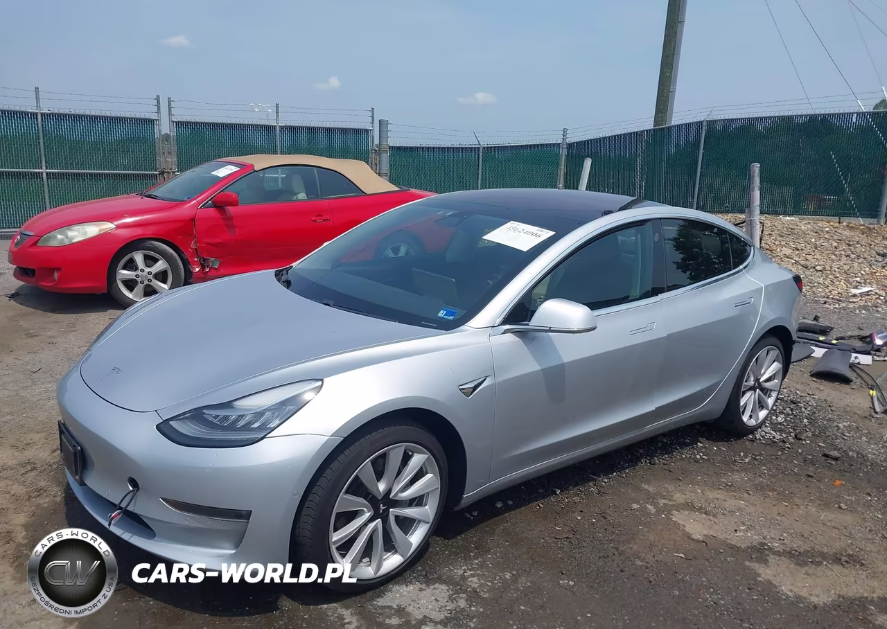 2018 Tesla Model 3 Long Range-Mid Range VIN:5YJ3E1EA5JF060865 - 2