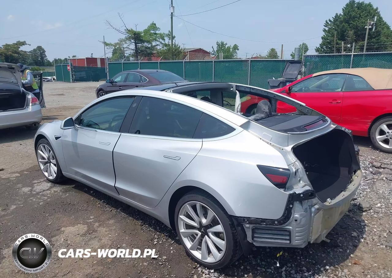 2018 Tesla Model 3 Long Range-Mid Range VIN:5YJ3E1EA5JF060865 - 3