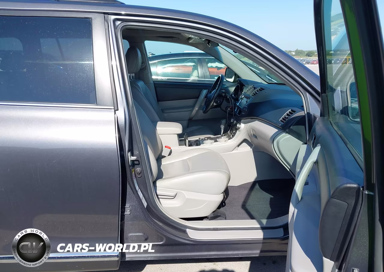 2013 Toyota Highlander Se V6 VIN:5TDBK3EH3DS219654 - 5