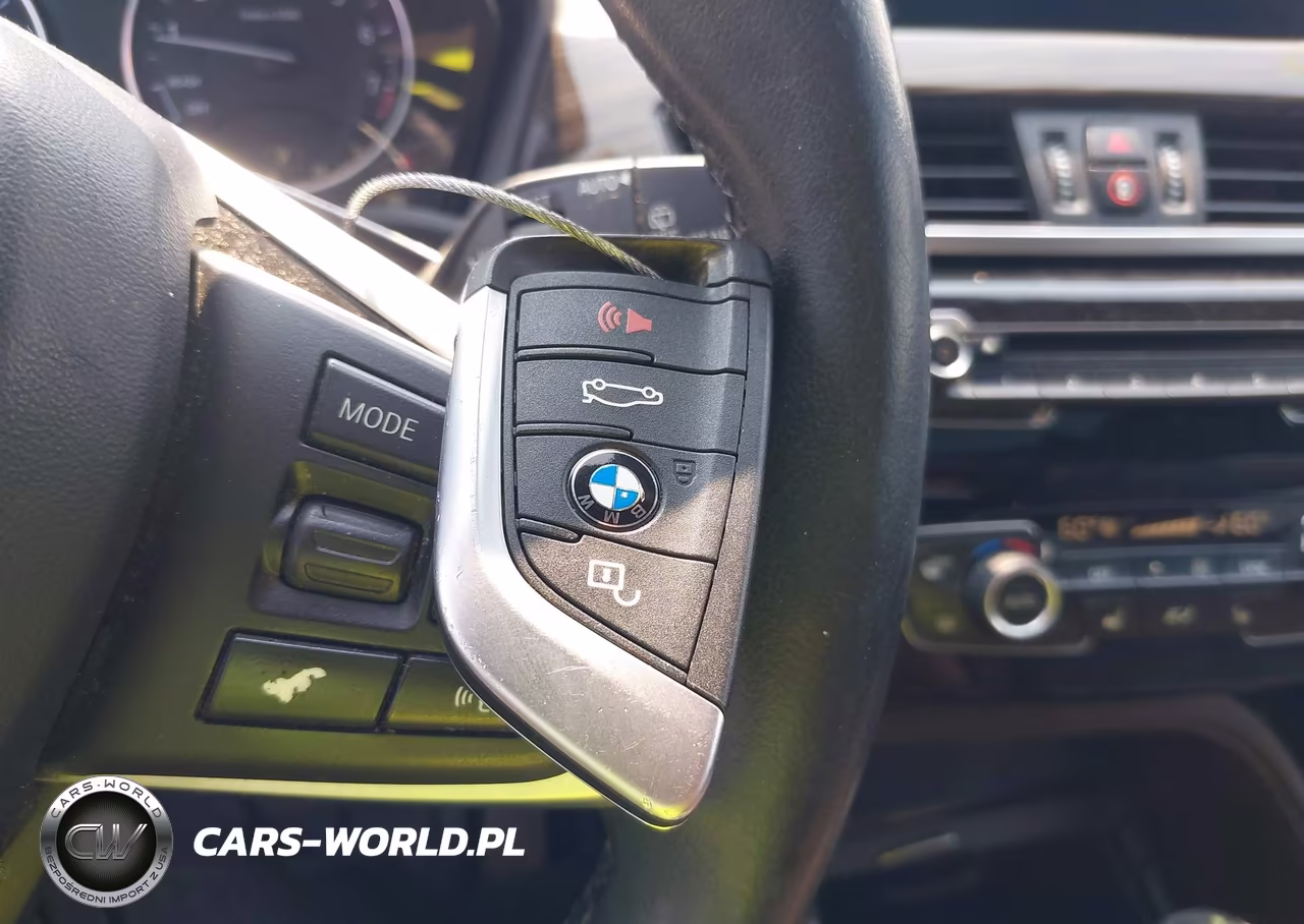 2016 BMW X1 xDrive28I VIN:WBXHT3C35GP886287 - 11