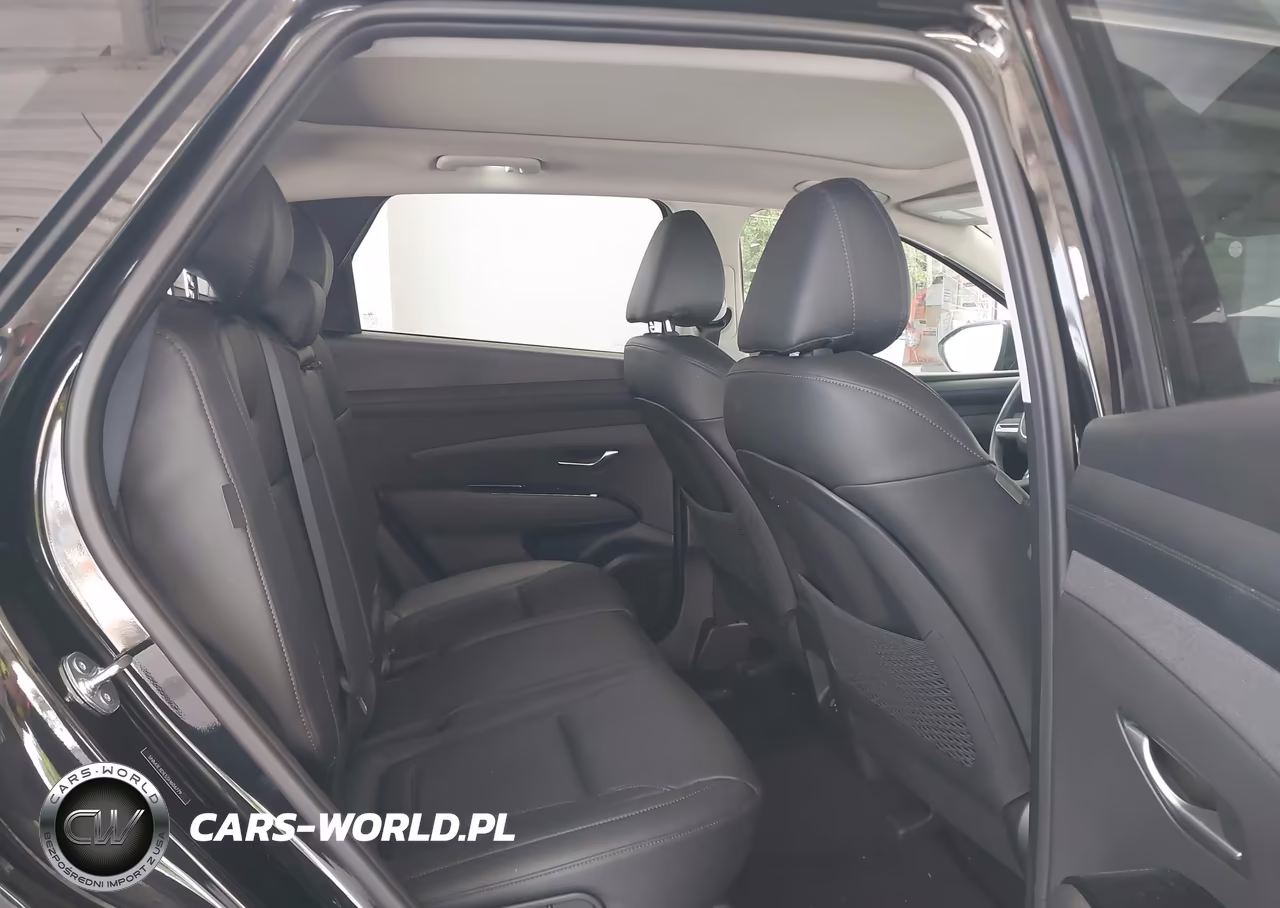 2025 Hyundai Tucson Limited VIN:5NMJE3DE5SH606779 - 8