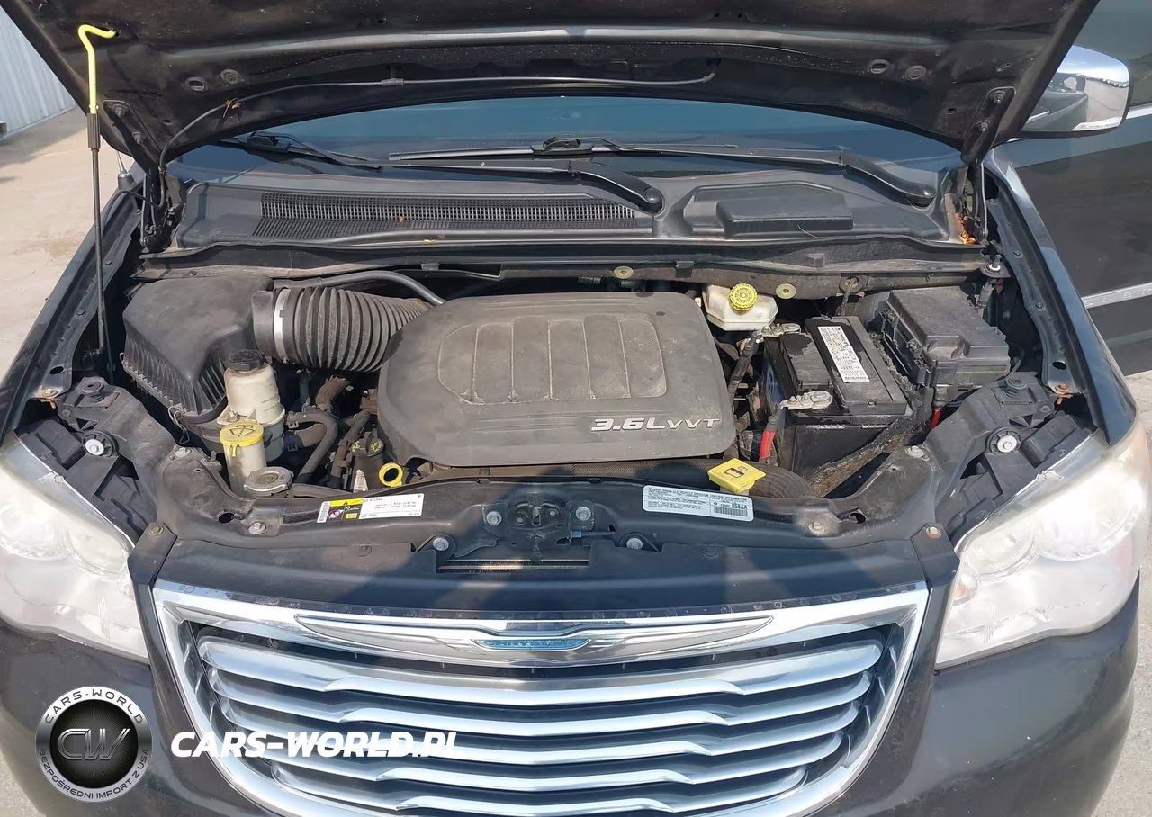 2014 Chrysler Town & Country Touring-L VIN:2C4RC1CG0ER189422 - 10