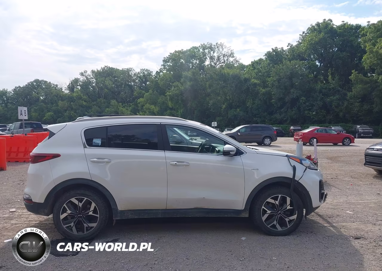 2020 Kia Sportage Ex VIN:KNDPNCAC4L7752208 - 13