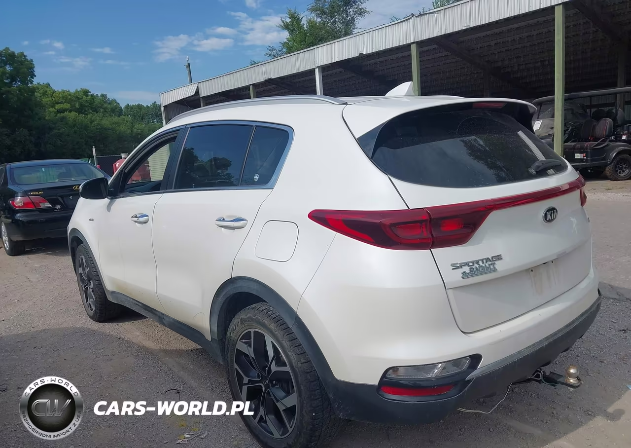 2020 Kia Sportage Ex VIN:KNDPNCAC4L7752208 - 3