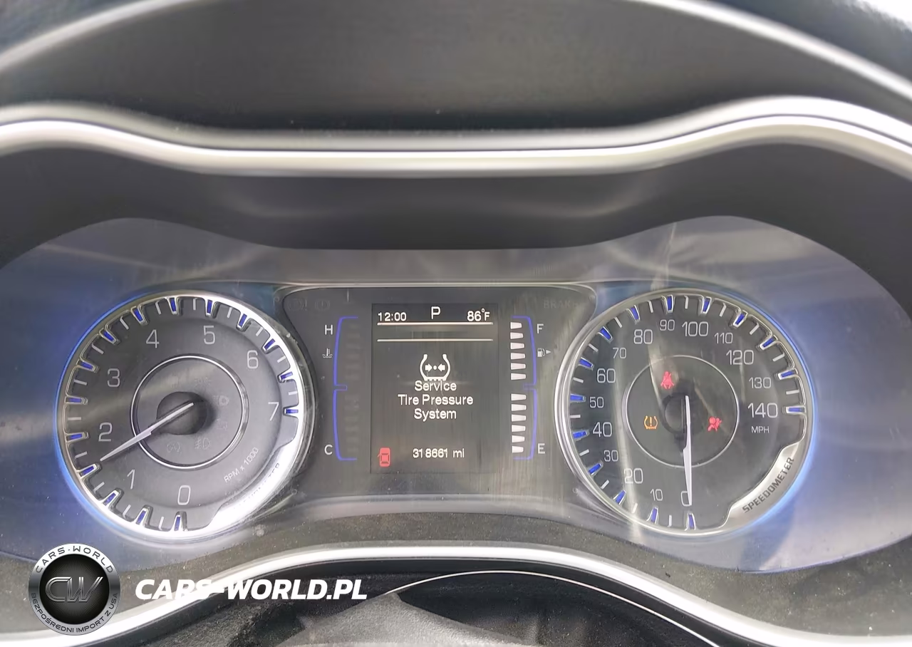 2015 Chrysler 200 Limited VIN:1C3CCCAB9FN722816 - 7