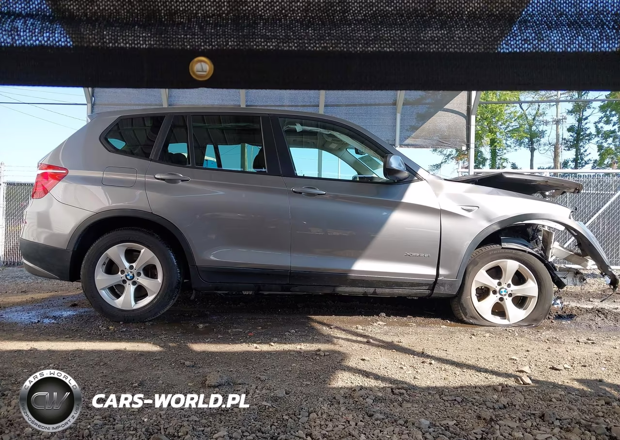 2012 BMW X3 xDrive28I VIN:5UXWX5C51CL728048 - 13
