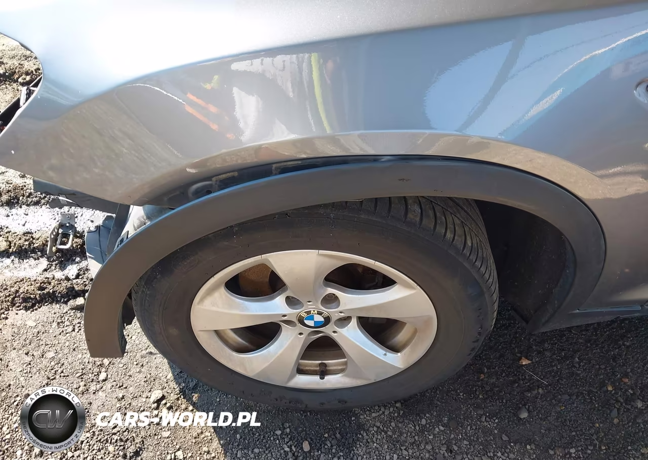 2012 BMW X3 xDrive28I VIN:5UXWX5C51CL728048 - 17