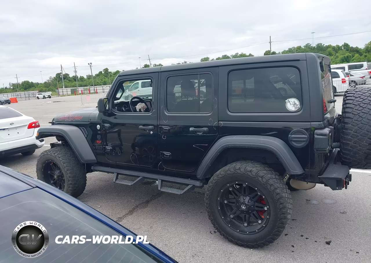 2020 Jeep Wrangler Unlimited Sport Altitude 4X4 VIN:1C4HJXDG3LW107111 - 14