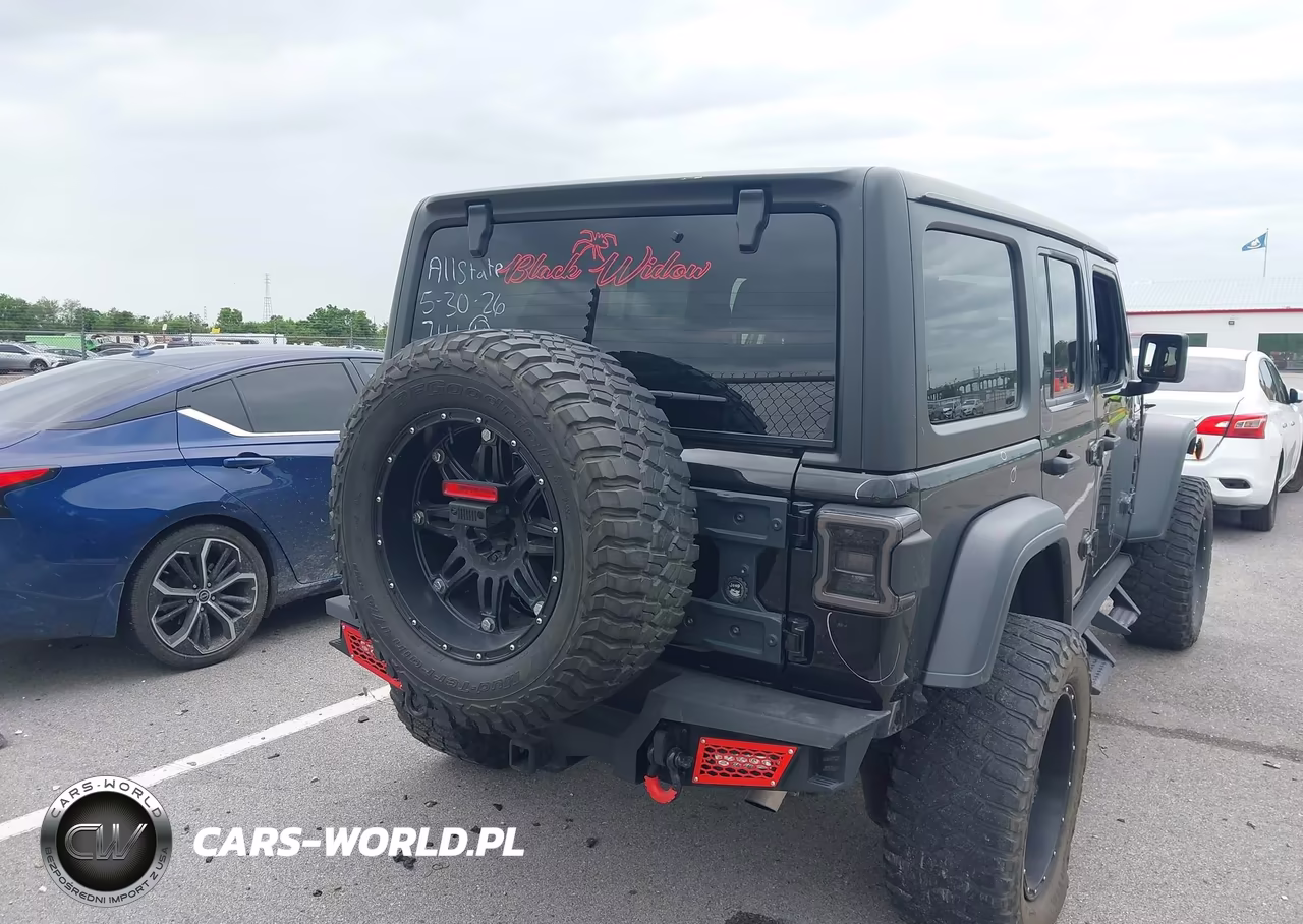 2020 Jeep Wrangler Unlimited Sport Altitude 4X4 VIN:1C4HJXDG3LW107111 - 16