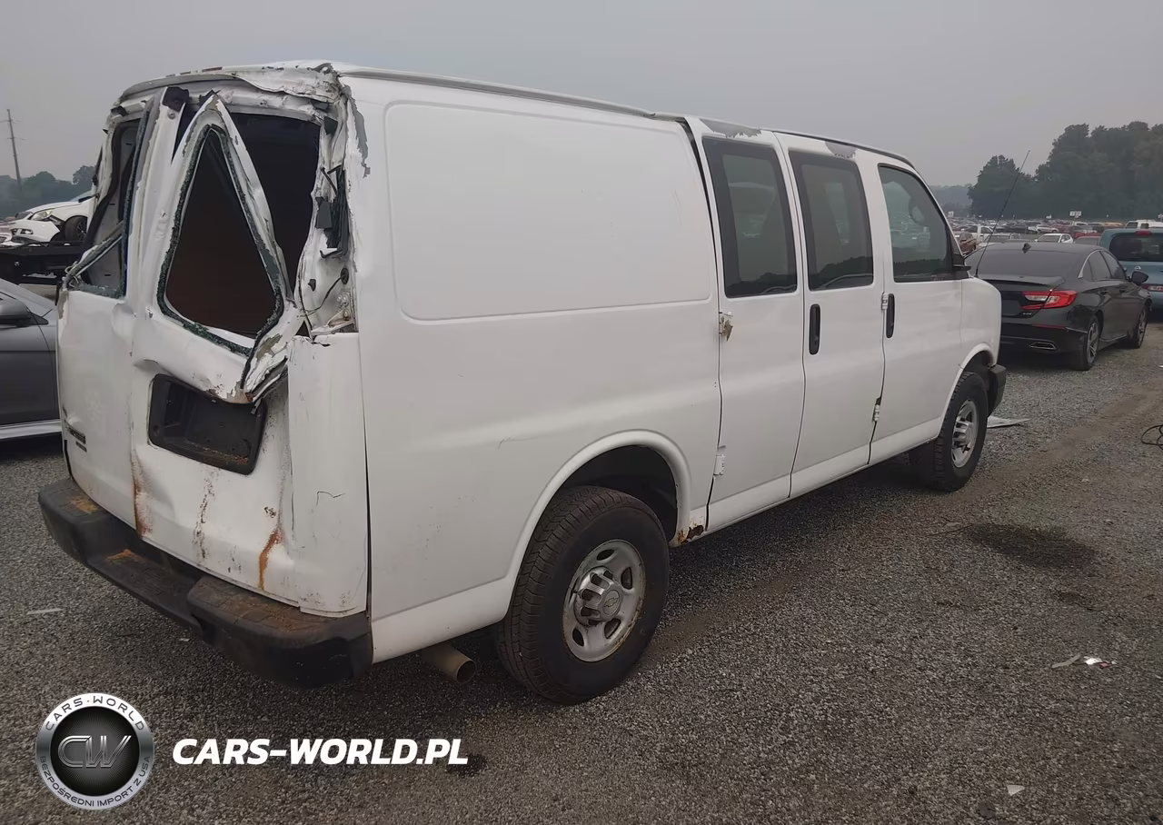 2011 Chevrolet Express 2500 Work Van VIN:1GCWGFCA6B1177839 - 4