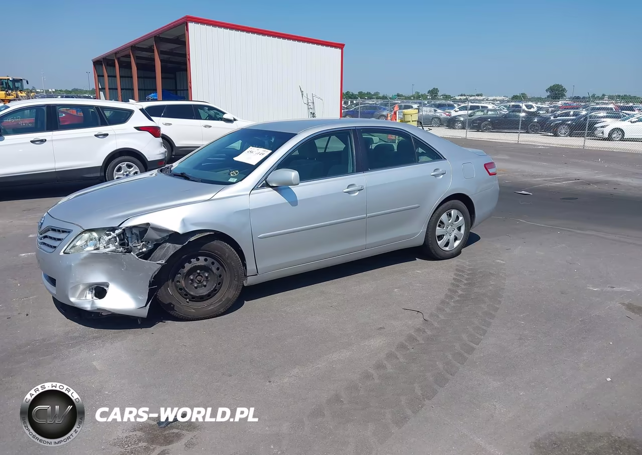 2010 Toyota Camry Le VIN:4T1BF3EK8AU004256 - 2