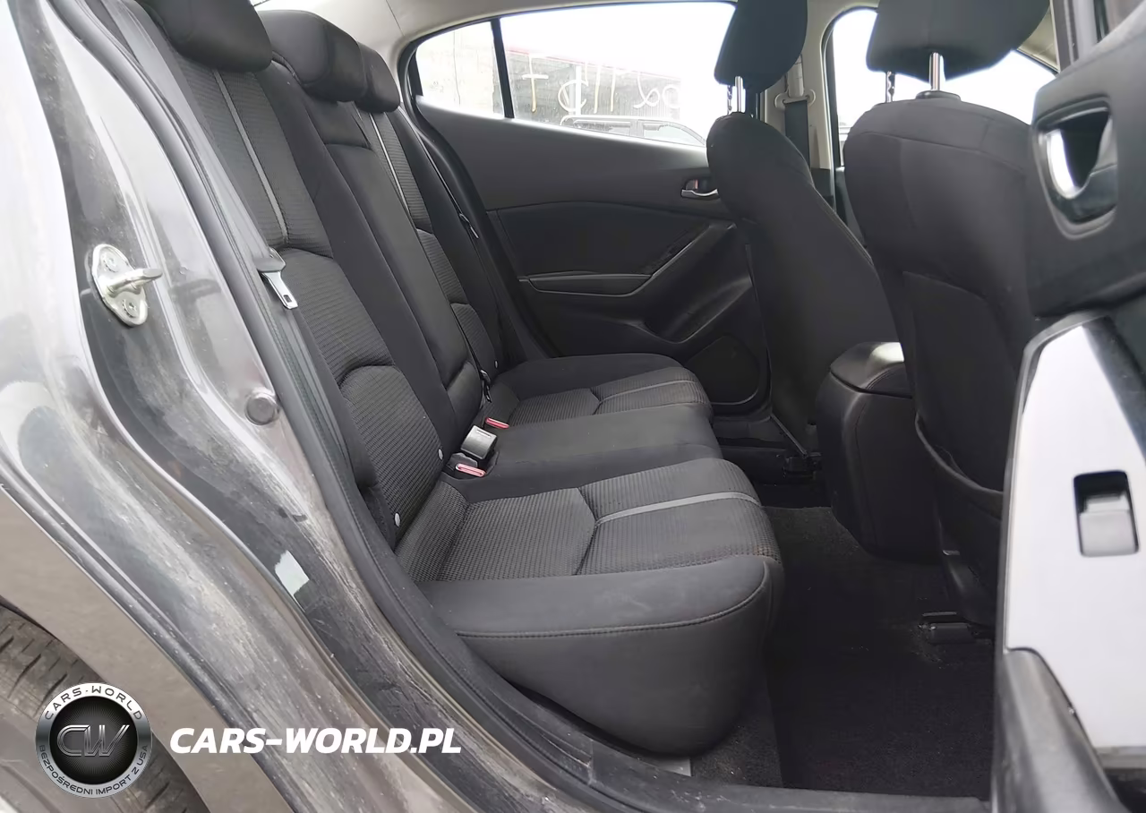 2018 Mazda Mazda3 Sport VIN:3MZBN1U70JM179224 - 8