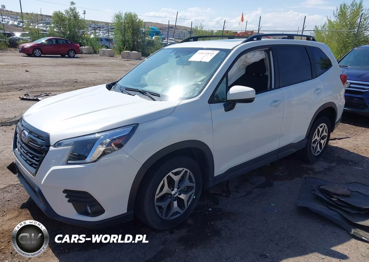 2024 Subaru Forester Premium VIN:JF2SKACC5RH453609 - 2