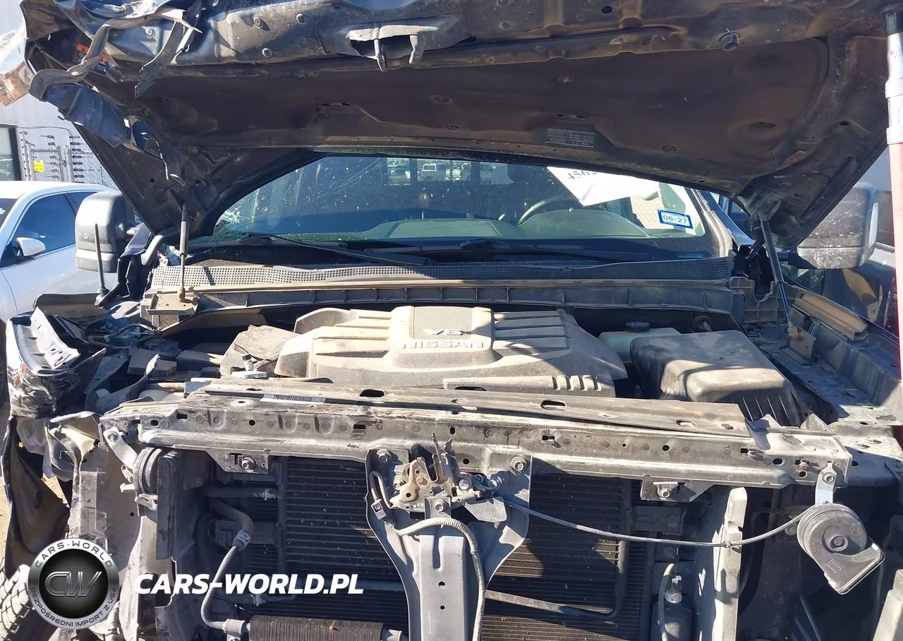 2019 Nissan Titan Pro-4X VIN:1N6AA1E51KN528337 - 10