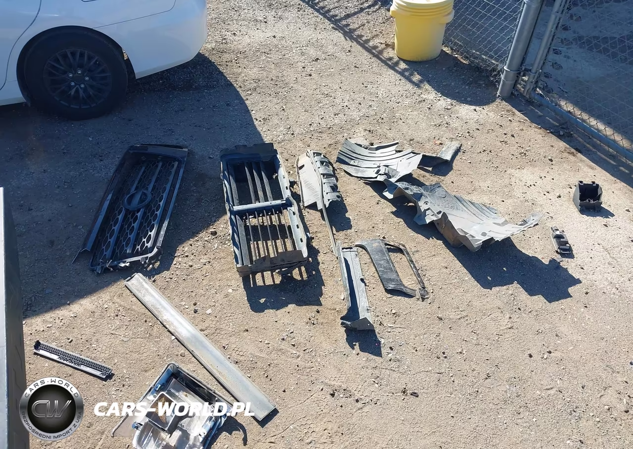 2019 Nissan Titan Pro-4X VIN:1N6AA1E51KN528337 - 12