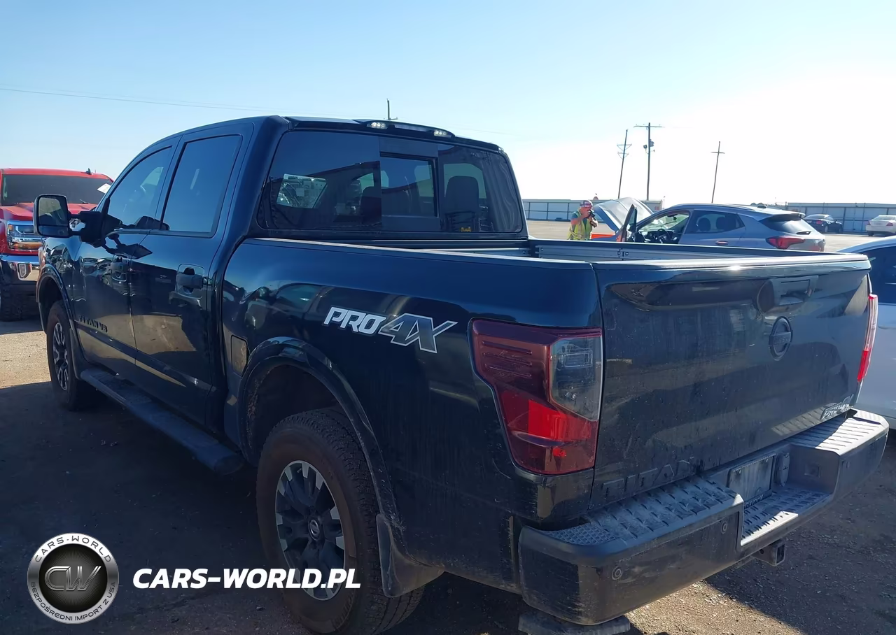 2019 Nissan Titan Pro-4X VIN:1N6AA1E51KN528337 - 3