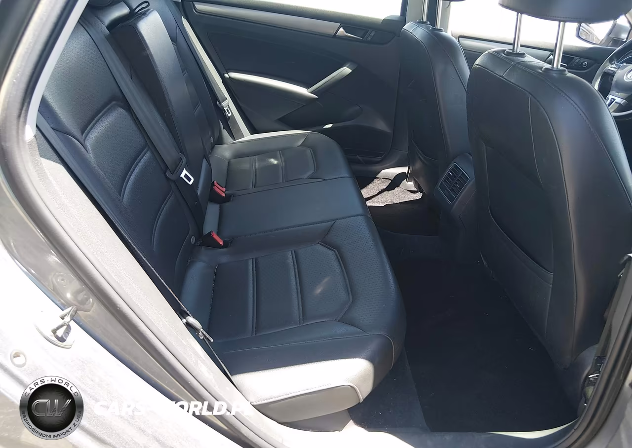 2014 Volkswagen Passat 1.8T Se VIN:1VWBS7A32EC120776 - 8