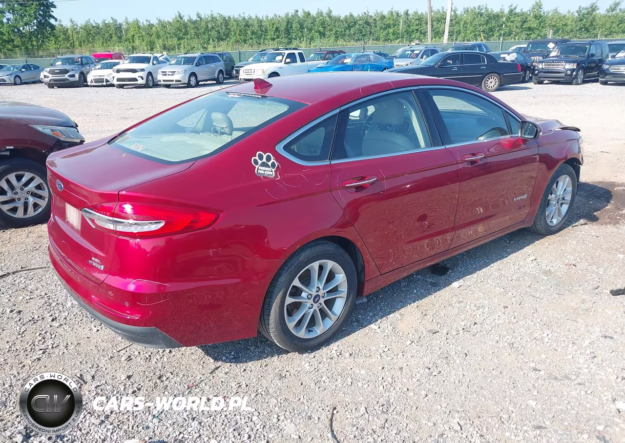 2019 Ford Fusion Hybrid Sel VIN:3FA6P0MU6KR123670 - 4