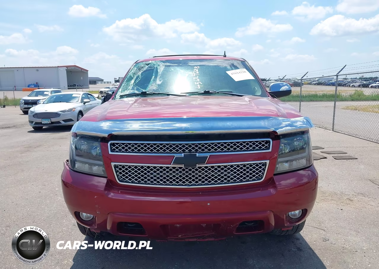 2009 Chevrolet Tahoe Ltz VIN:1GNFK330X9R304261 - 12