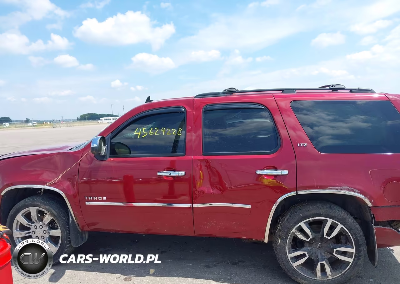 2009 Chevrolet Tahoe Ltz VIN:1GNFK330X9R304261 - 14