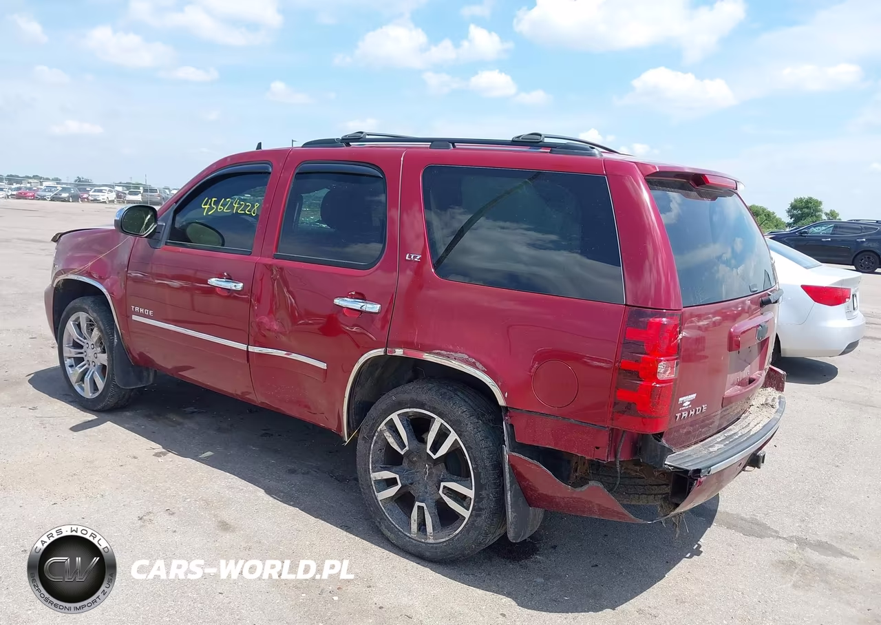 2009 Chevrolet Tahoe Ltz VIN:1GNFK330X9R304261 - 3