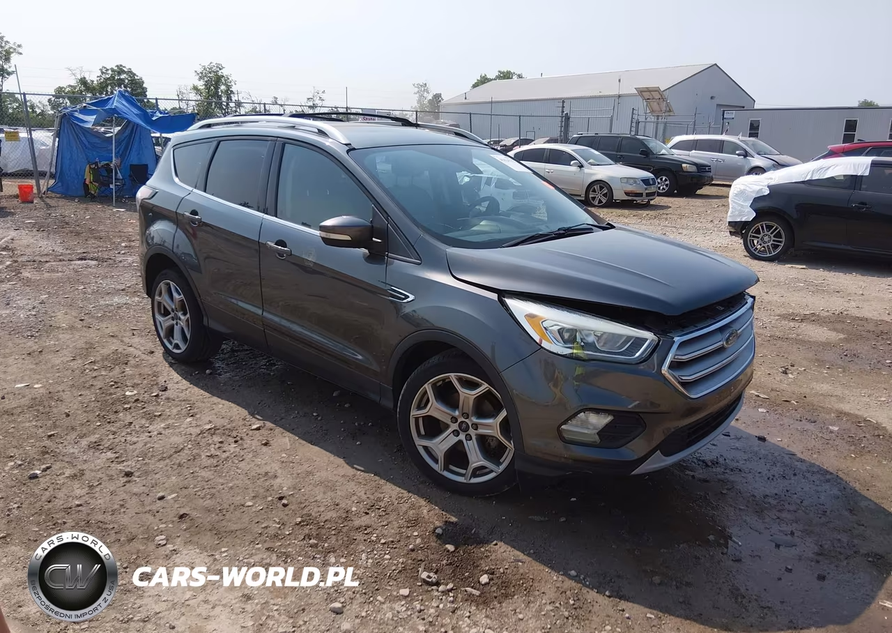 2017 Ford Escape Titanium – zdjęcie 1 z 16