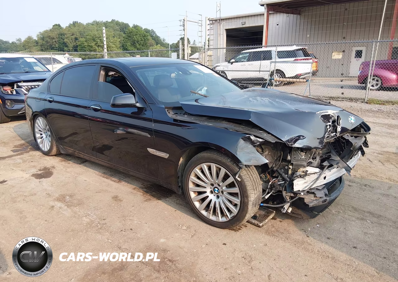 2011 BMW 750Li – zdjęcie 1 z 12