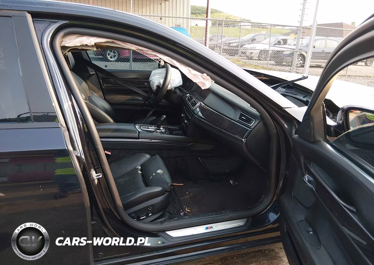 2011 BMW 750Li VIN:WBAKB8C52BCY65415 - 5