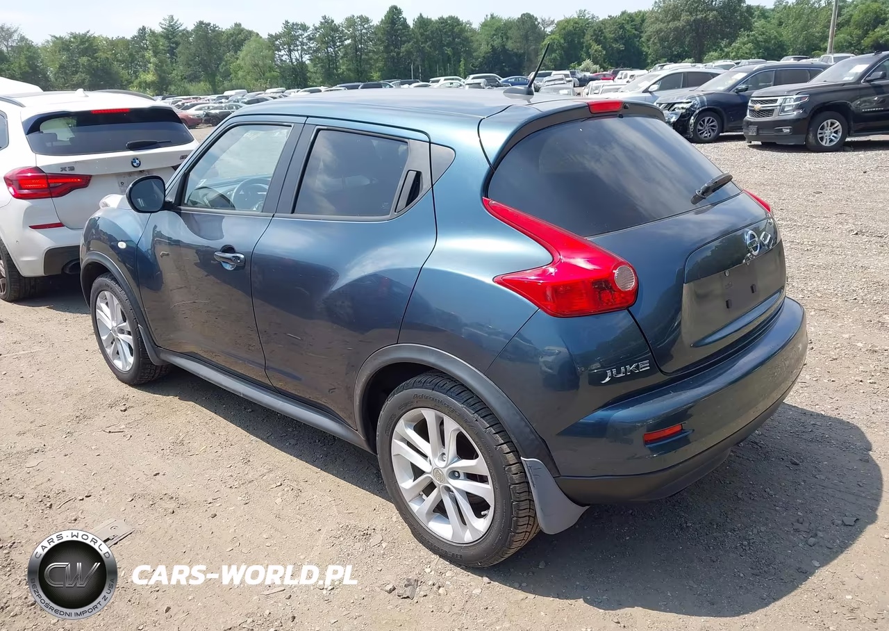2011 Nissan Juke Sv VIN:JN8AF5MV8BT022078 - 3