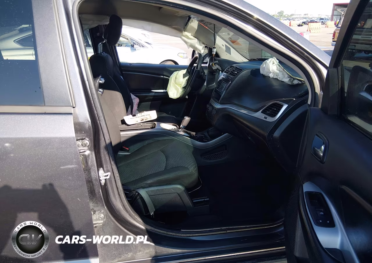 2019 Dodge Journey Se VIN:3C4PDCBB6KT794379 - 5