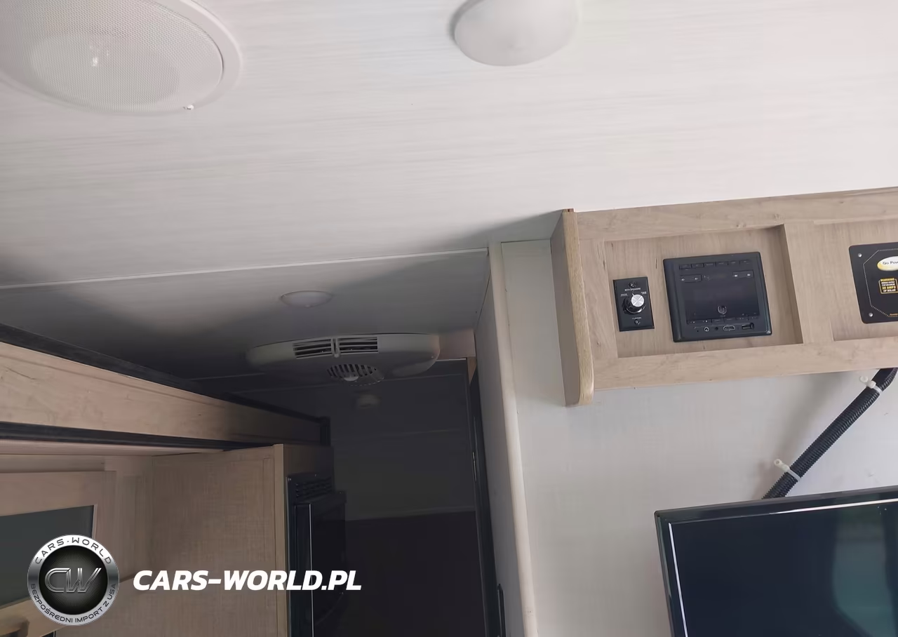 2019 Forest River R-Pod 189 Travel Trailer VIN:4X4TRPU14KB022602 - 16