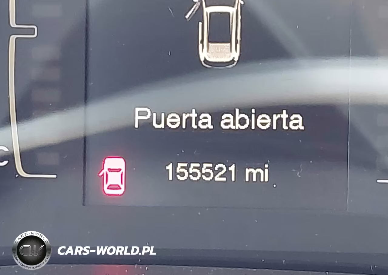 2018 Jeep Cherokee Latitude 4X4 VIN:1C4PJMCX0JD598614 - 15