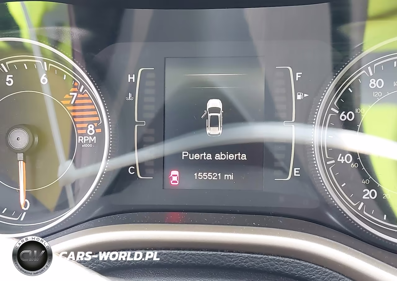 2018 Jeep Cherokee Latitude 4X4 VIN:1C4PJMCX0JD598614 - 7