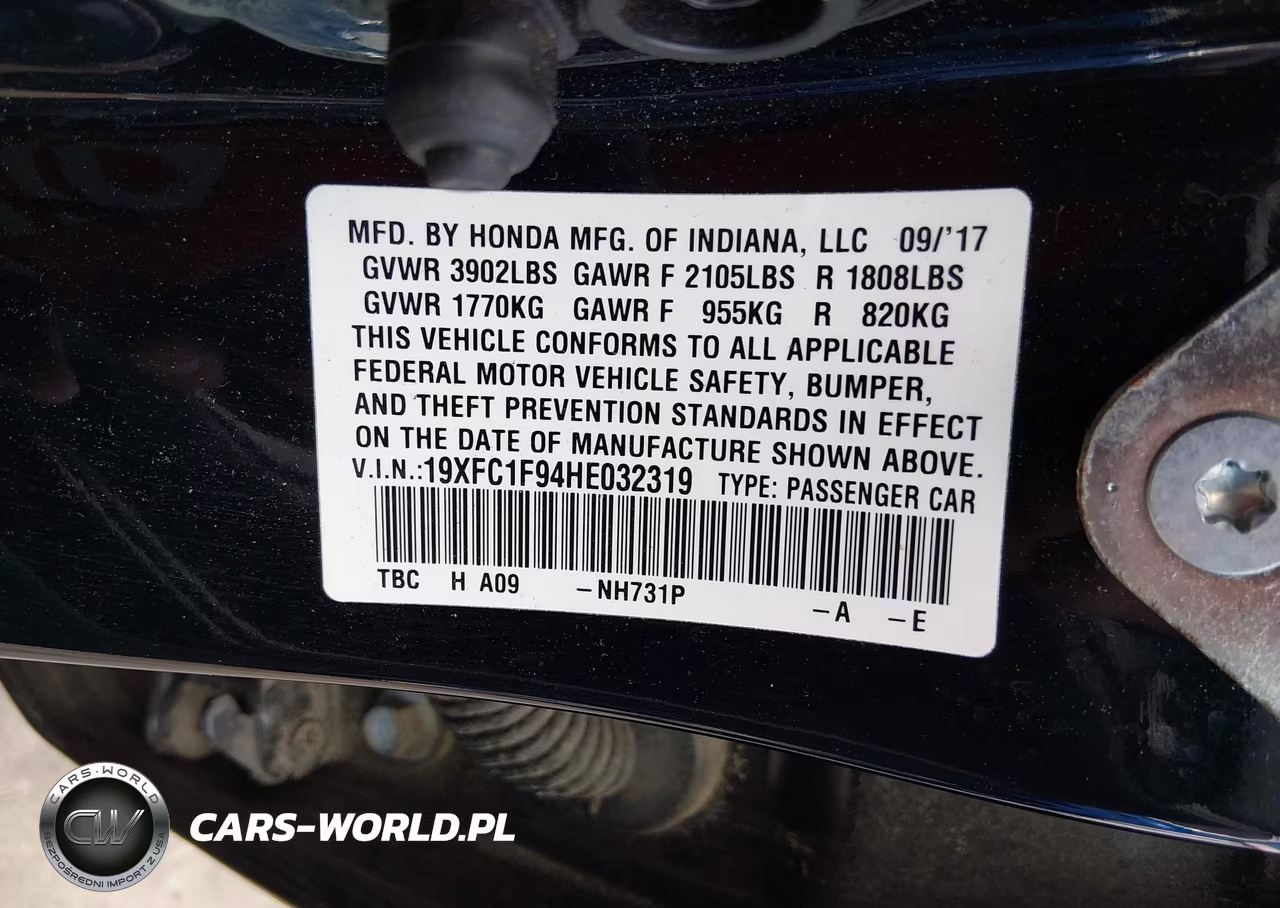 2017 Honda Civic Touring VIN:19XFC1F94HE032319 - 9