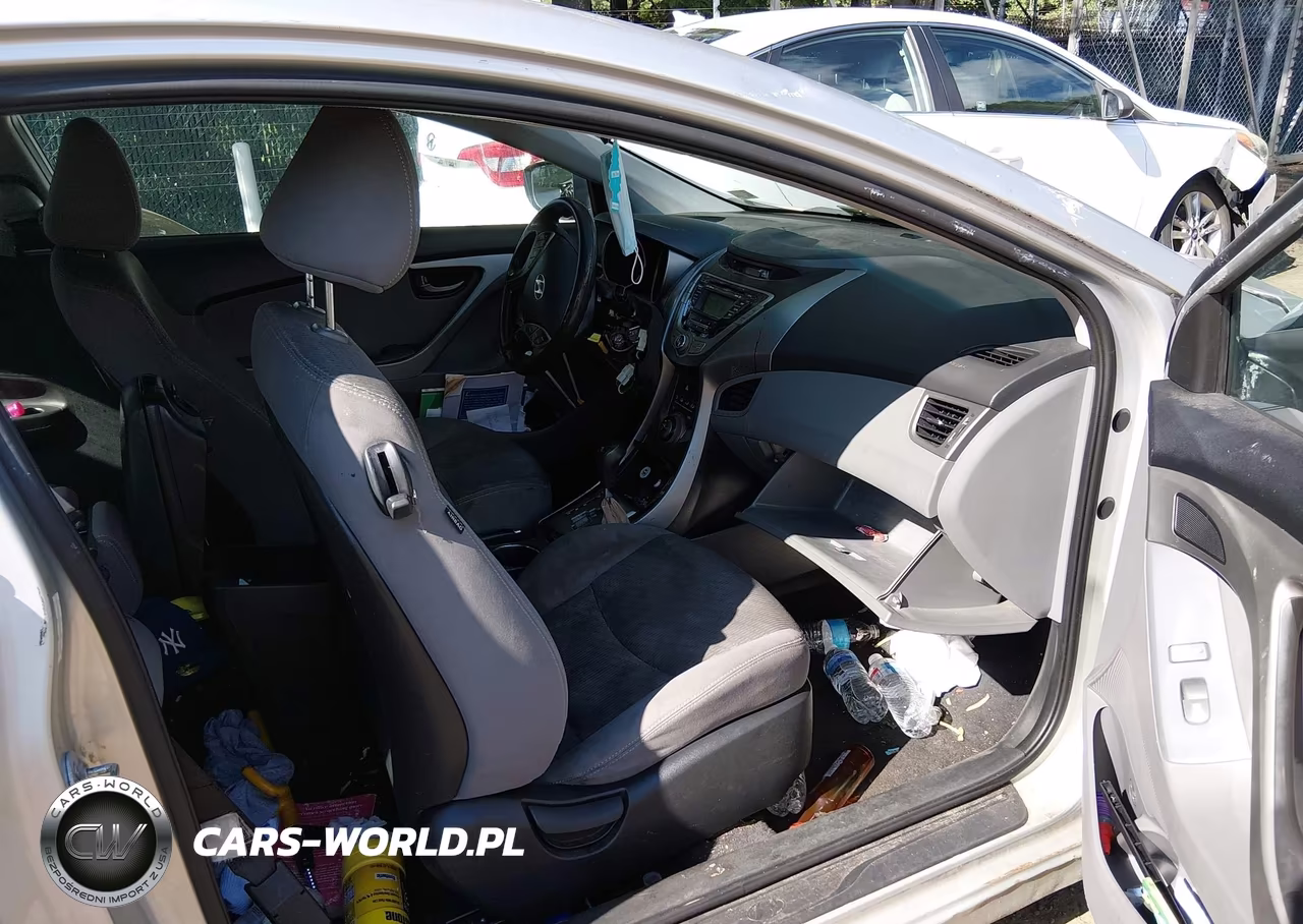 2013 Hyundai Elantra Gs VIN:KMHDH6AE4DU007681 - 5