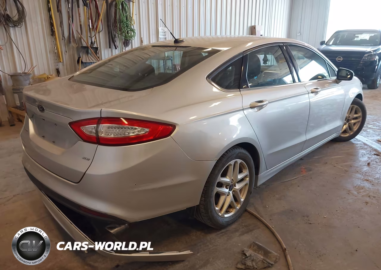 2015 Ford Fusion Se VIN:1FA6P0H73F5118472 - 4