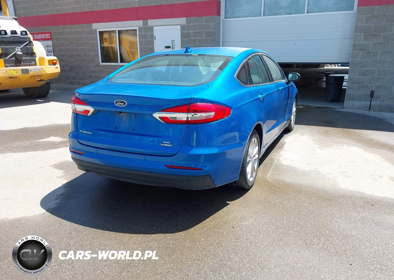 2020 Ford Fusion Hybrid Se VIN:3FA6P0LU3LR233143 - 4