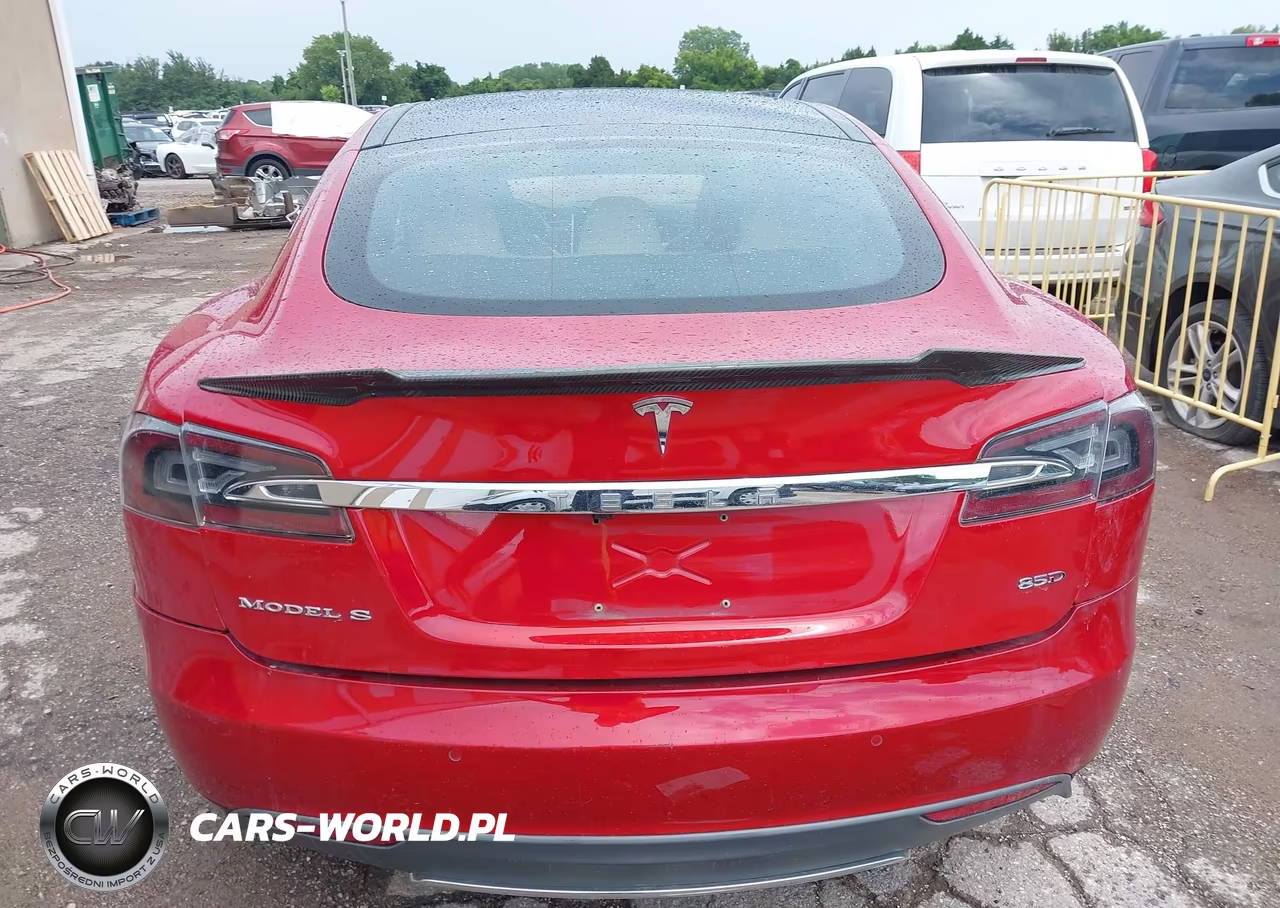 2015 Tesla Model S 70D-85D-P85D VIN:5YJSA1E22FF118471 - 16