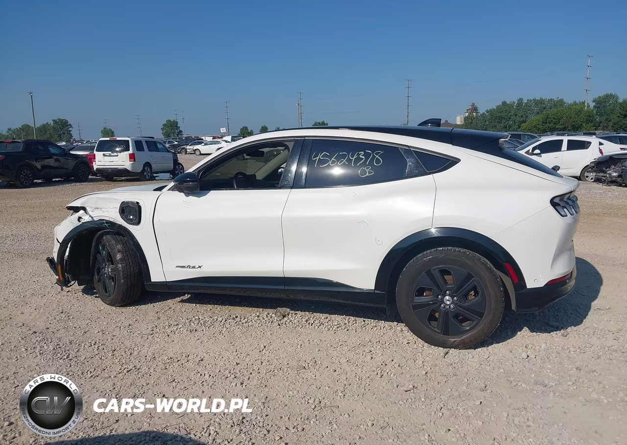 2021 Ford Mustang Mach-E California Route 1 VIN:3FMTK2R78MMA30137 - 15
