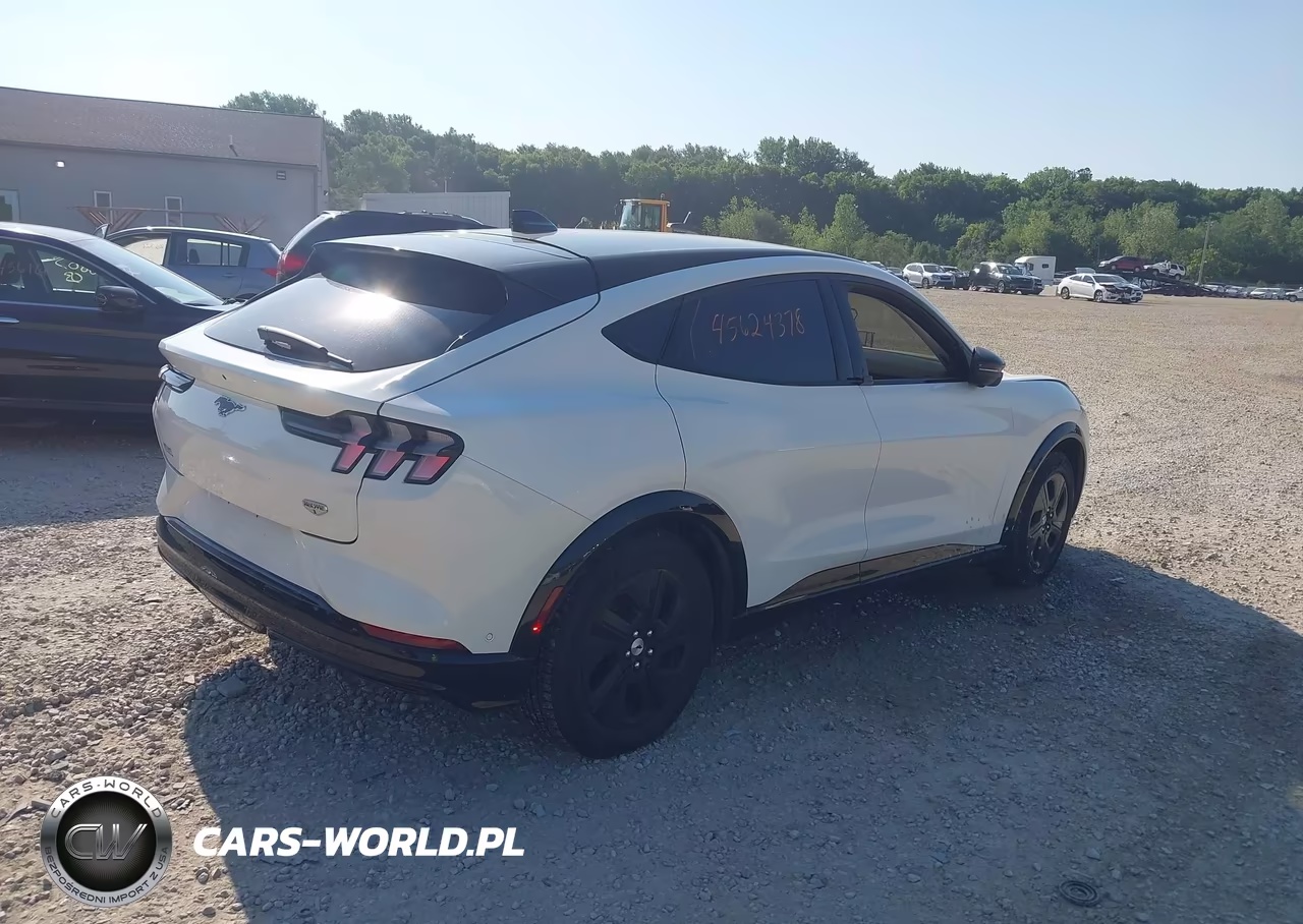 2021 Ford Mustang Mach-E California Route 1 VIN:3FMTK2R78MMA30137 - 4